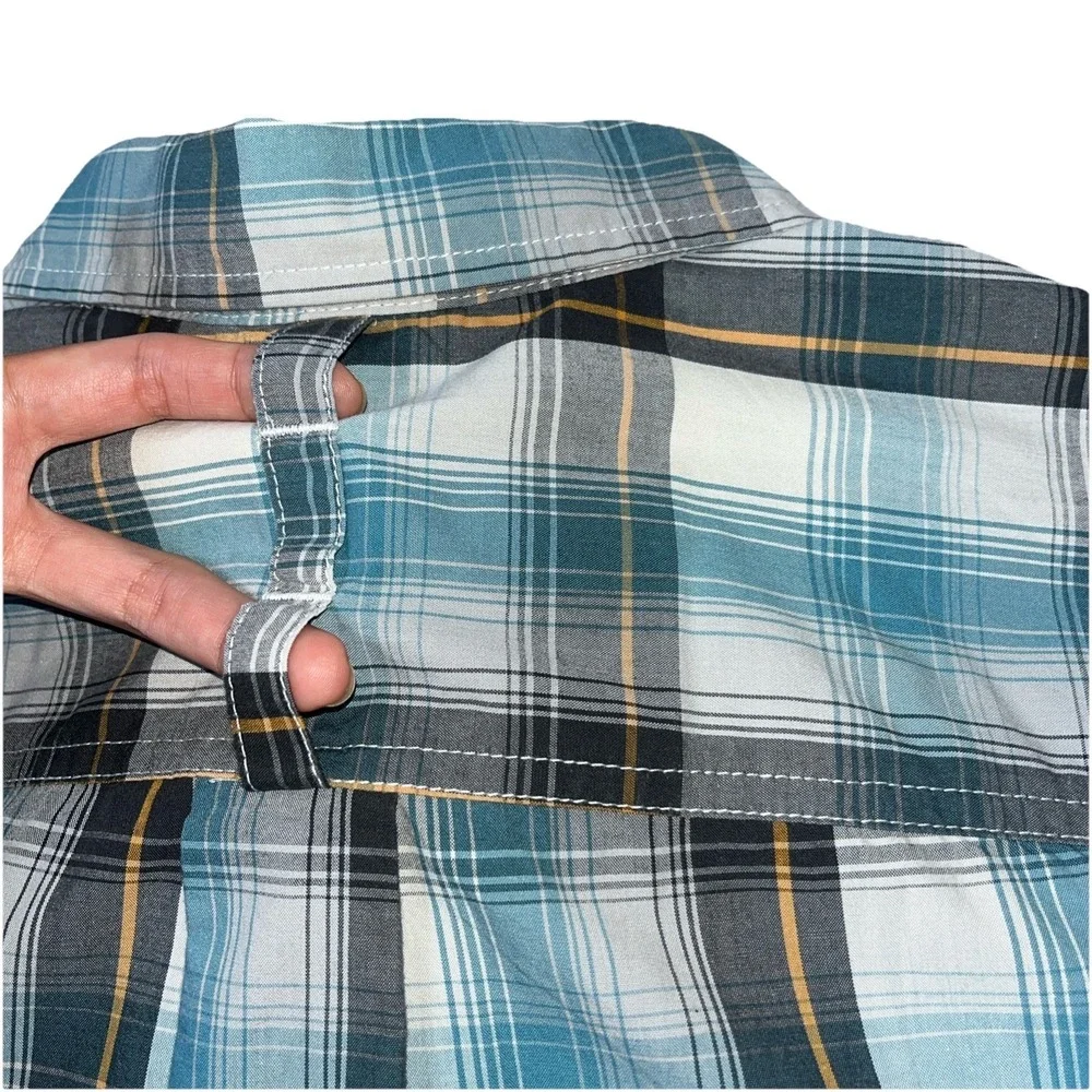 The North Face Mens Large Short Sleeve Plaid Button Down Shirt Blue Gray Outdoor